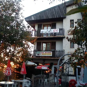 hotel-les-chamois.fr-provencehotel.com/